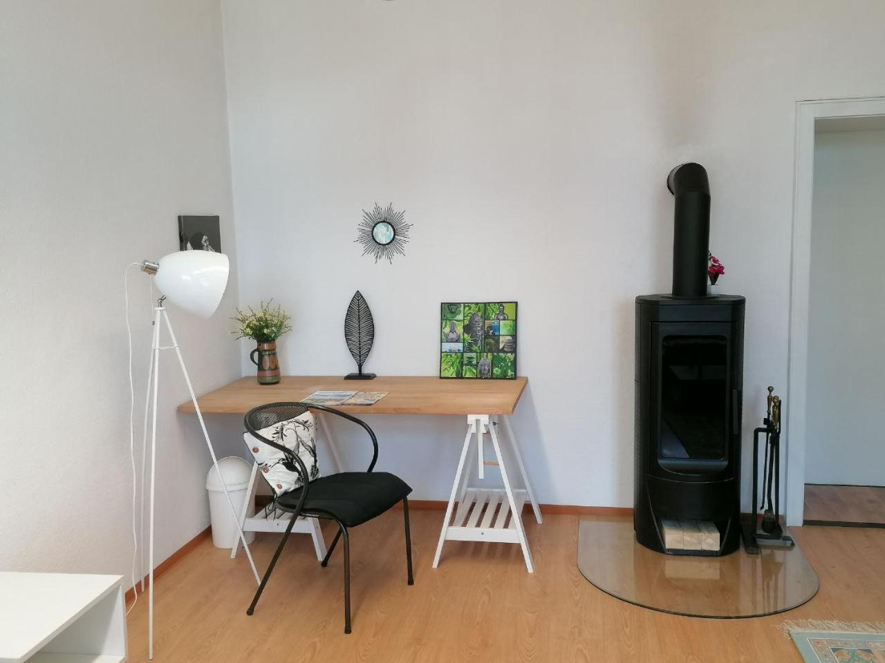 Nr 3 Grosszuegiges Kamin-Zimmer Mit King-Size Bett Im Zentrum Annaberg-Buchholz Buitenkant foto